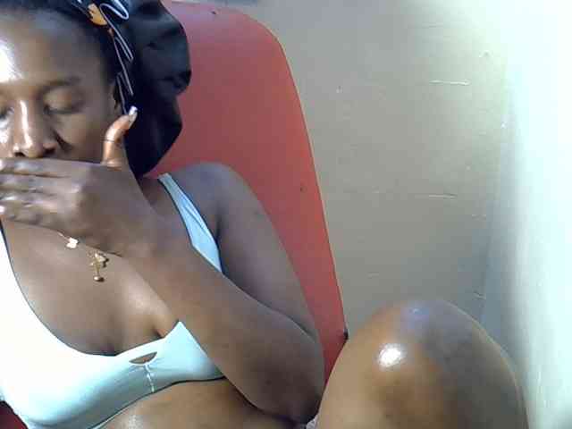Nyangisexy1 webcam