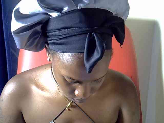 Nyangisexy1