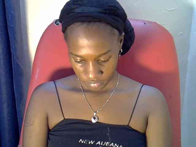 Nyangisexy1