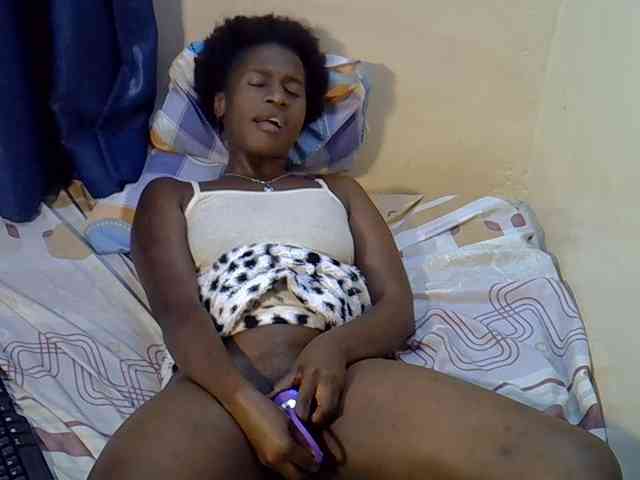 Nyangisexy1 webcam