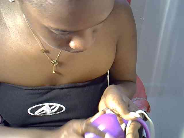Nyangisexy1