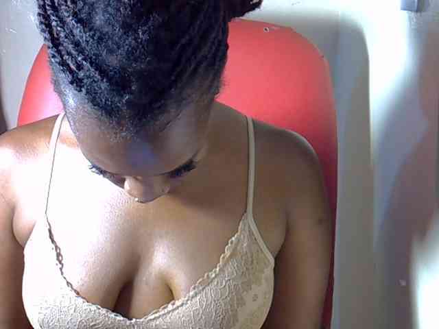 Nyangisexy1