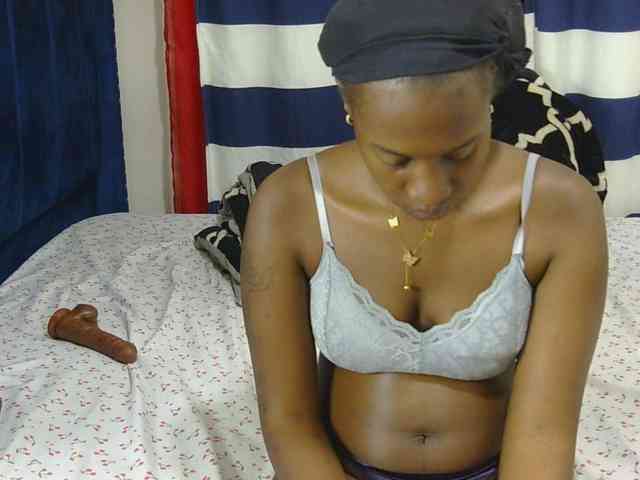 Nyangisexy1 webcam