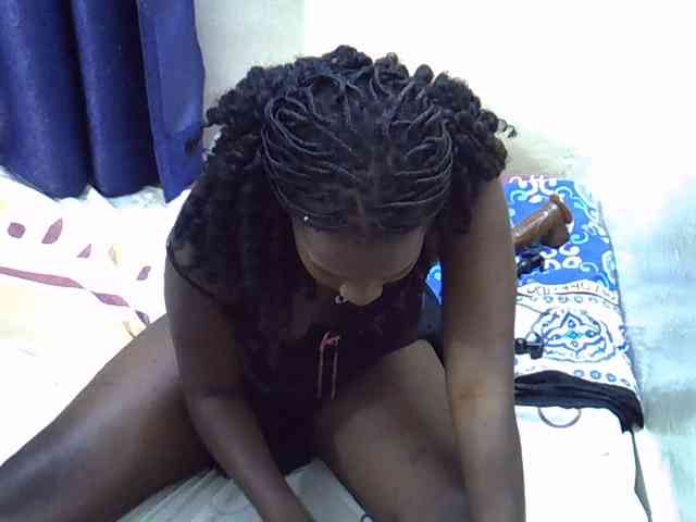 Nyangisexy1