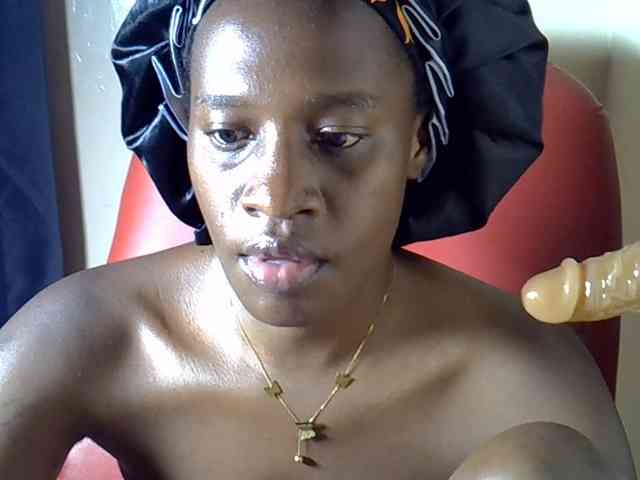 Nyangisexy1