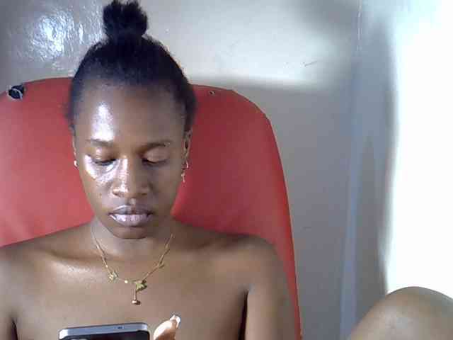 Nyangisexy1