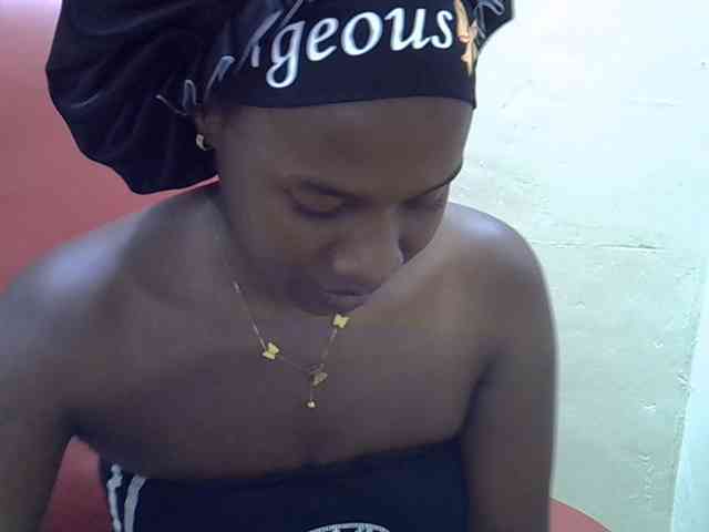 Nyangisexy1