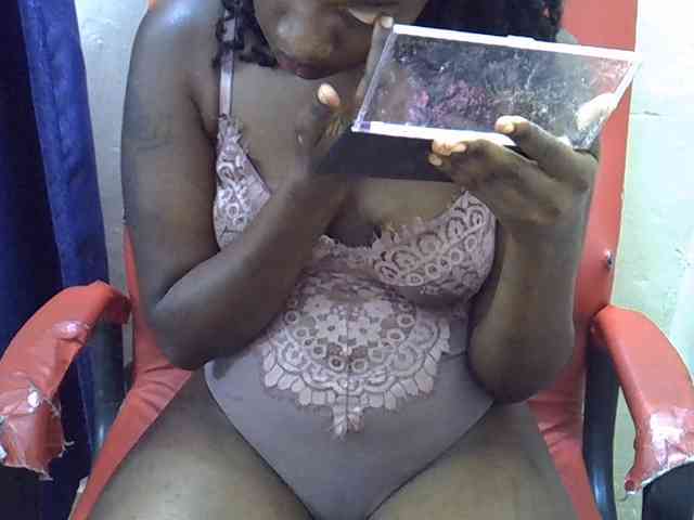 Nyangisexy1 webcam