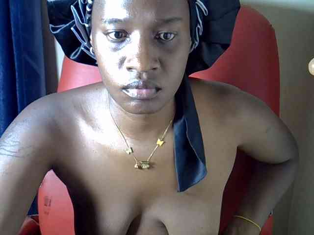 Nyangisexy1