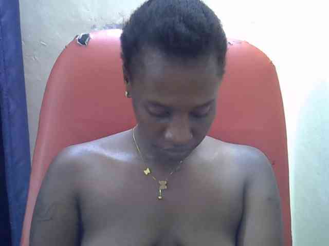 Nyangisexy1