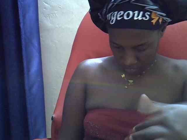 Nyangisexy1