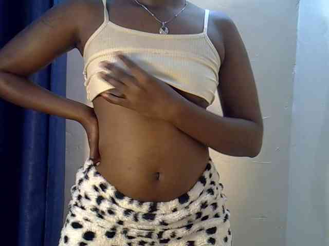 Nyangisexy1