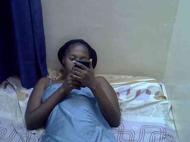 Nyangisexy1 webcam