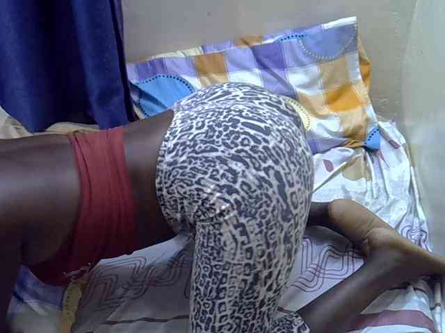 Nyangisexy1 webcam