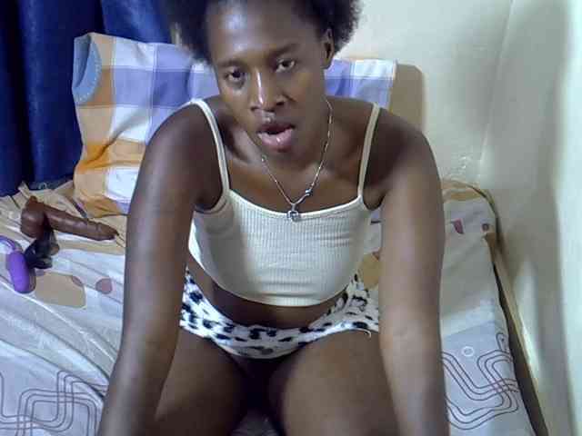 Nyangisexy1 webcam