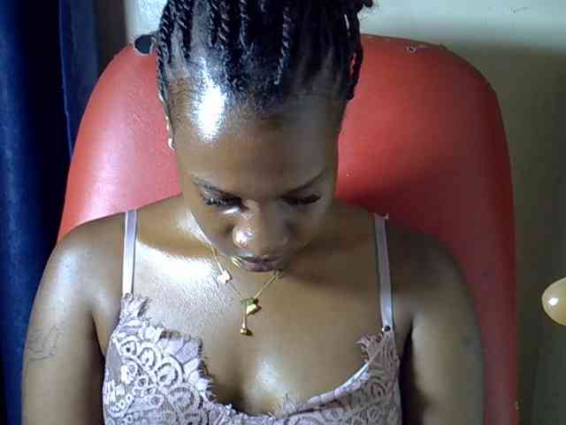 Nyangisexy1