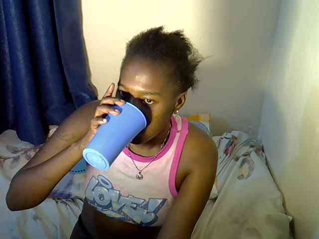 Nyangisexy1 webcam