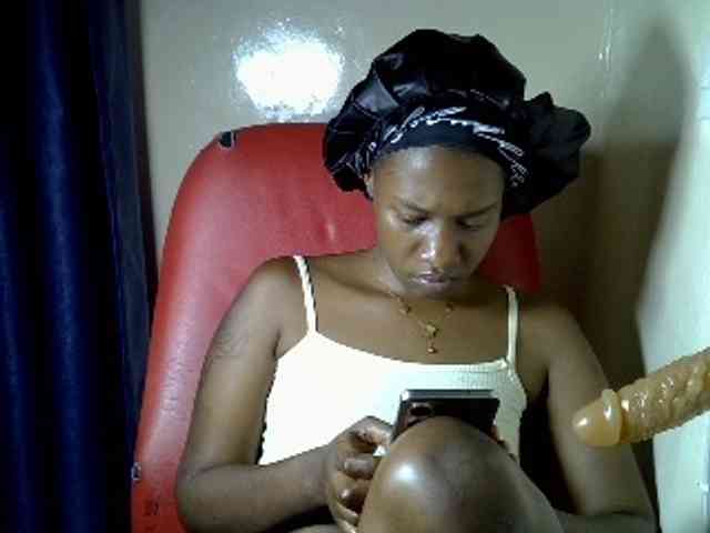 Nyangisexy1