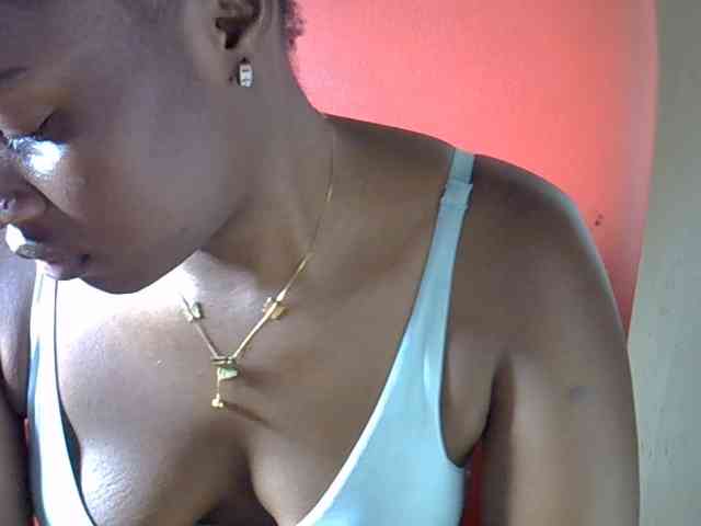 Nyangisexy1