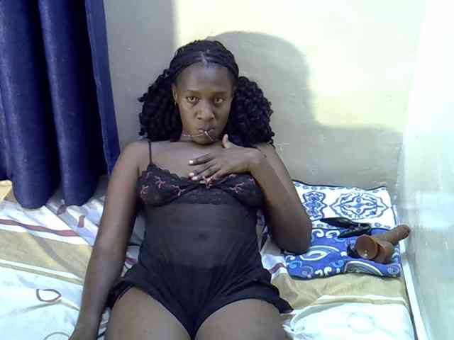 Nyangisexy1 webcam