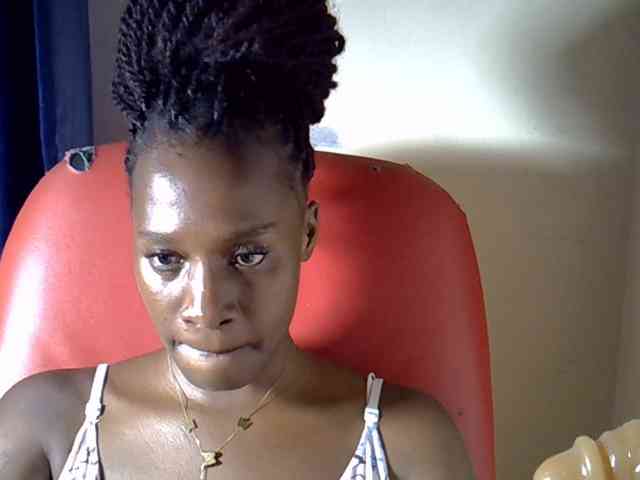 Nyangisexy1