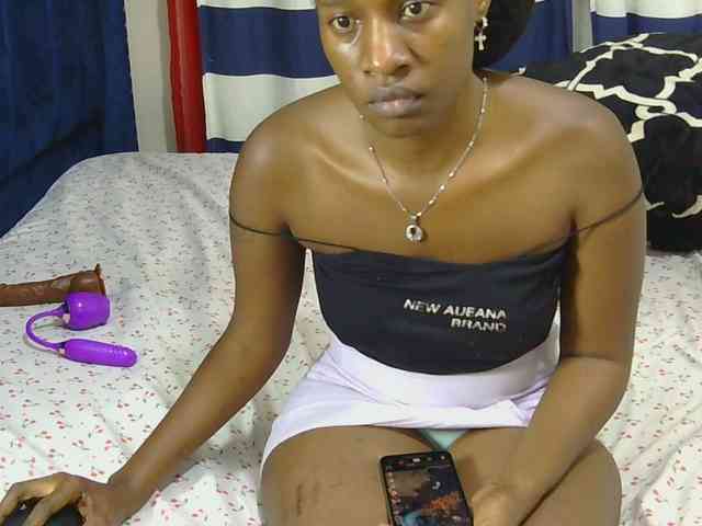 Nyangisexy1 webcam