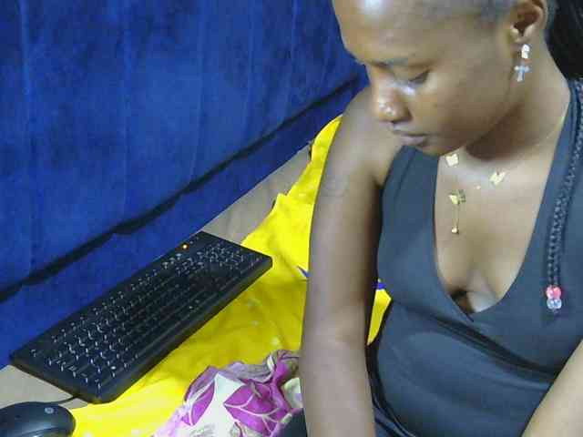 Nyangisexy1