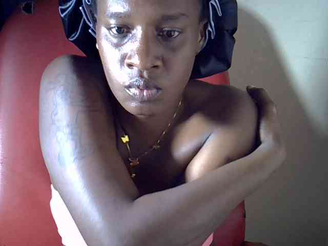 Nyangisexy1