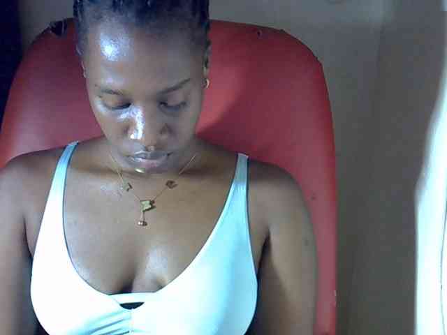 Nyangisexy1