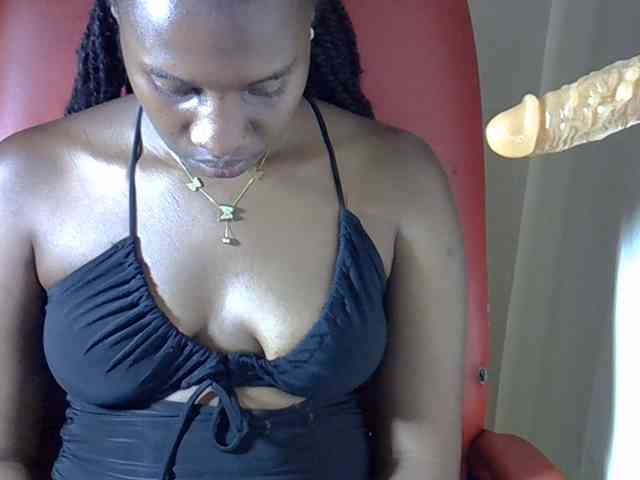 Nyangisexy1