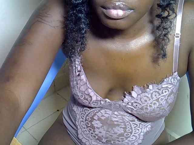 Nyangisexy1 webcam