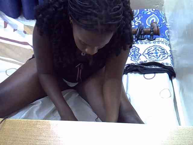 Nyangisexy1