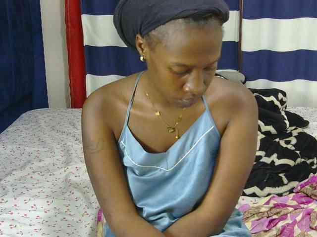 Nyangisexy1