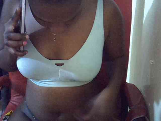 Nyangisexy1