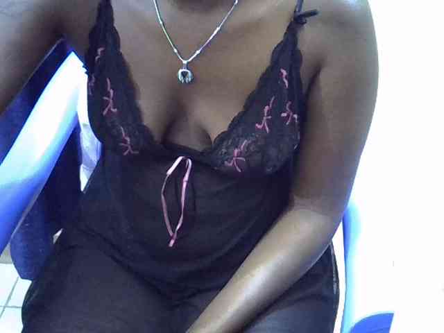 Nyangisexy1