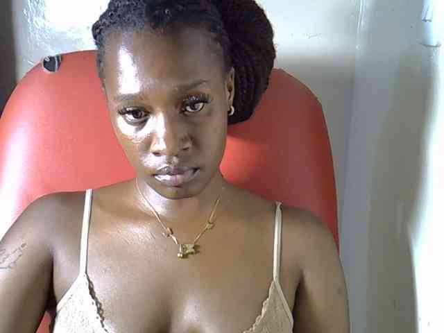 Nyangisexy1