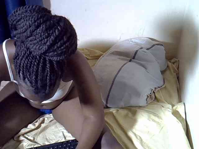 Nyangisexy1