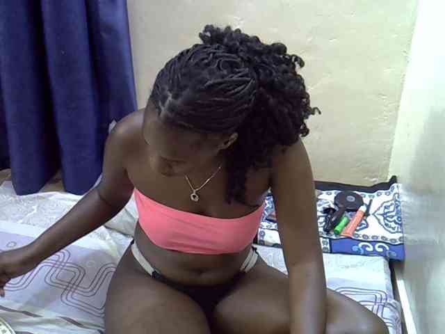 Nyangisexy1