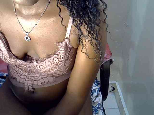 Nyangisexy1