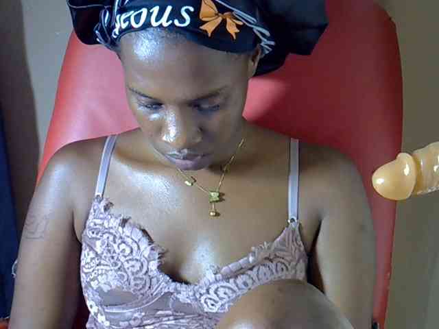 Nyangisexy1