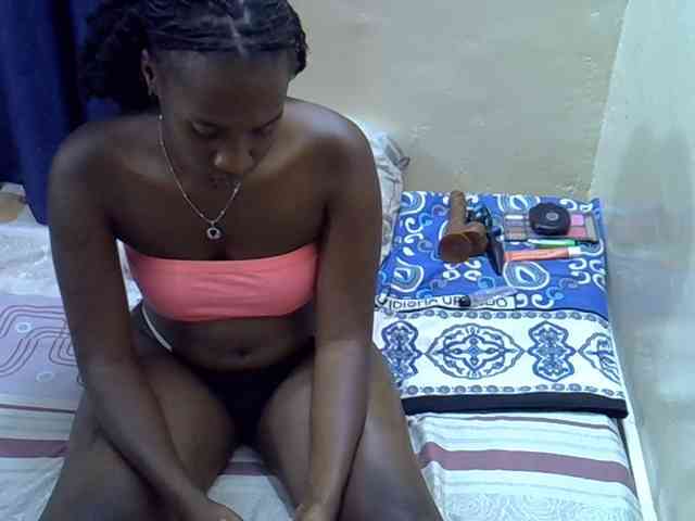 Nyangisexy1 webcam