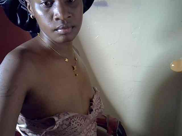 Nyangisexy1 webcam