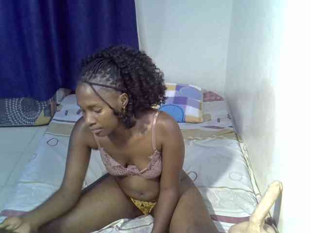 Nyangisexy1 webcam