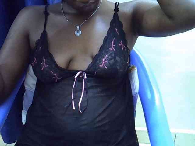 Nyangisexy1