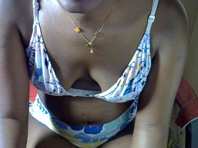 Nyangisexy1
