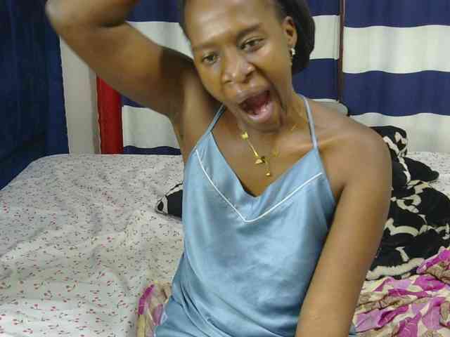 Nyangisexy1 webcam