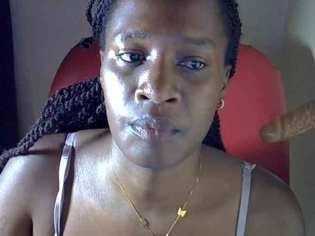 Nyangisexy1
