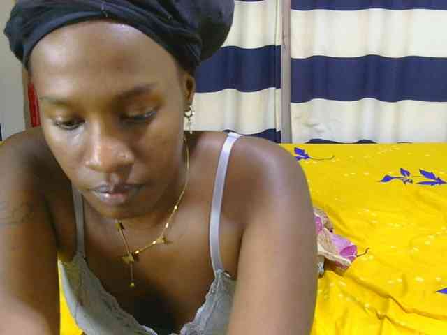 Nyangisexy1
