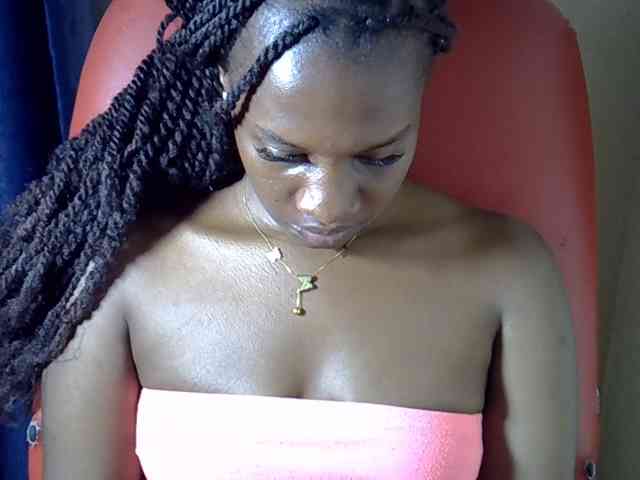 Nyangisexy1