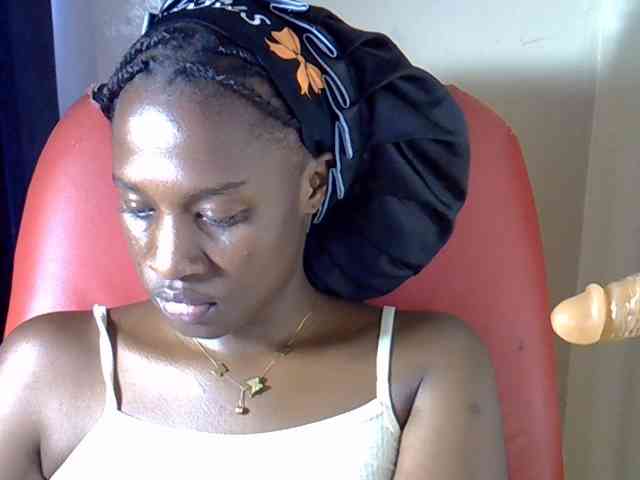 Nyangisexy1
